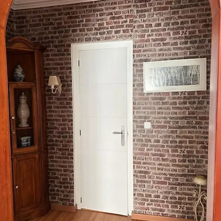 Cristina Center Apartment *